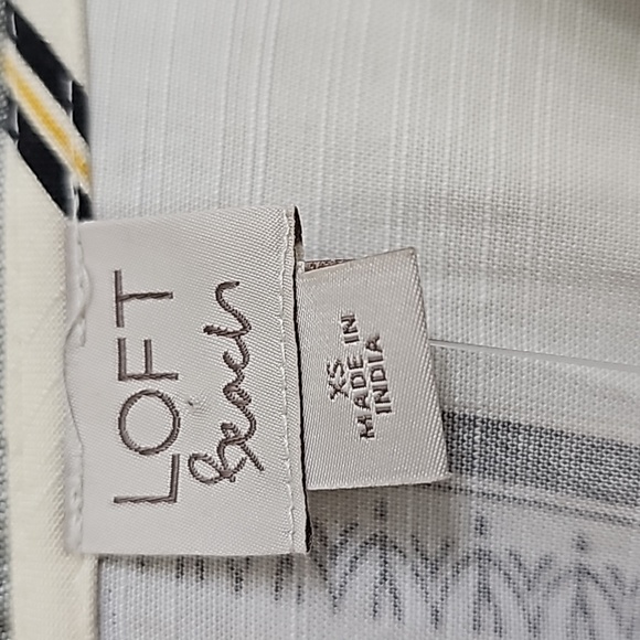 Nwt LOFT Creme/Black/Gold Floral Cap Sleeve V Neckline Resort Wear - Picture 3 of 17